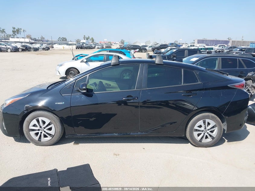 TOYOTA PRIUS - zdjęcie 13