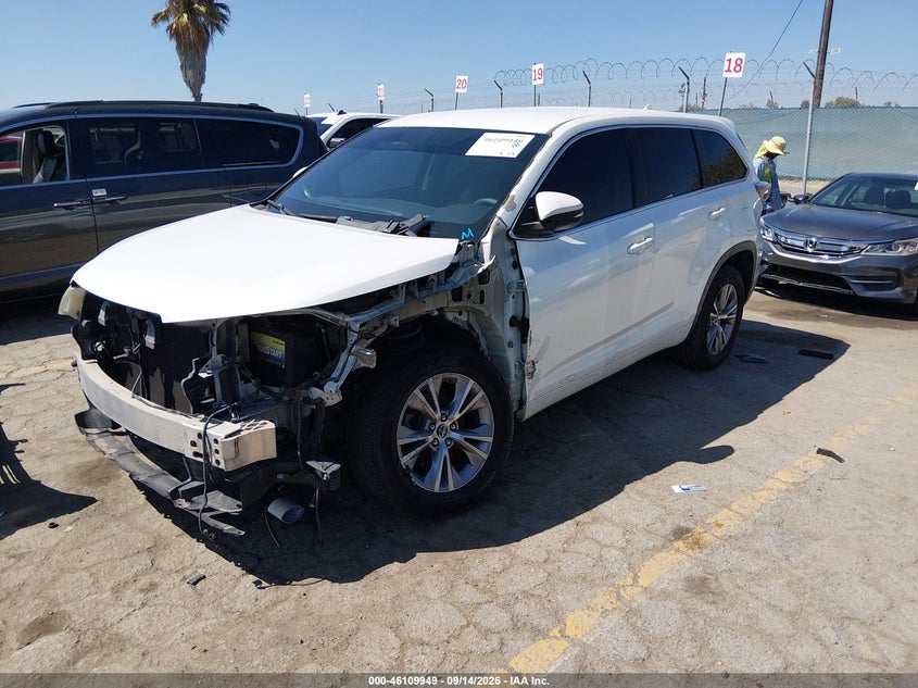 2016 Toyota Highlander, Удар спереди, IAAI, VIN 5TDZKRFH0GS122139 — фото 2
