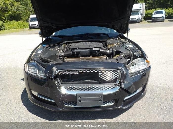 JAGUAR XJ 2017 VIN SAJWJ2GD7H8W09452