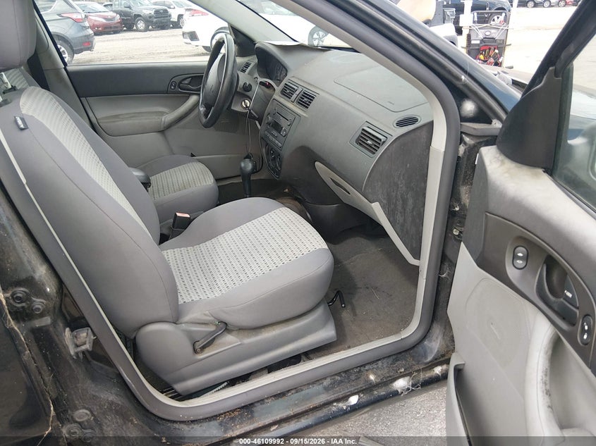 2006 FORD FOCUS auction photo 5