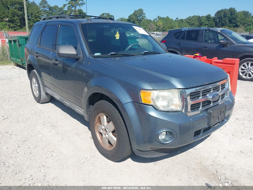2010 FORD ESCAPE auction photo 1