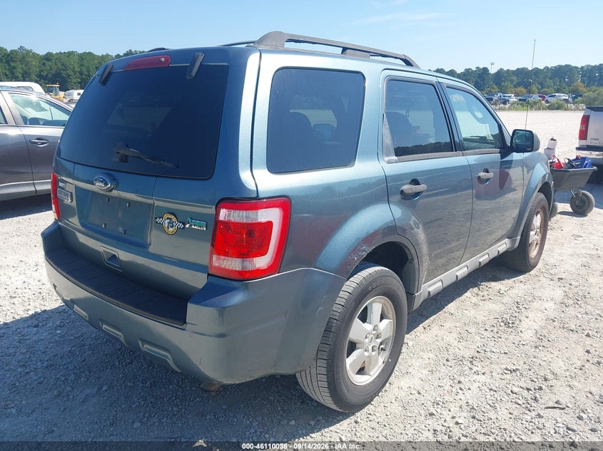 2010 FORD ESCAPE auction photo 4