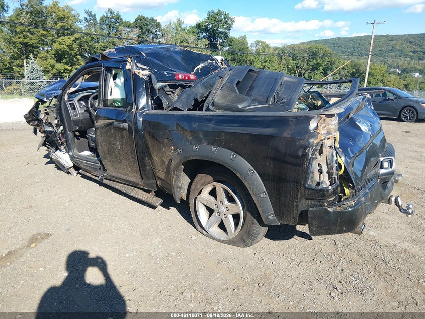Vin: 1c6rr7ft8ds677032, lot: 46609785, ram 1500 express 20133