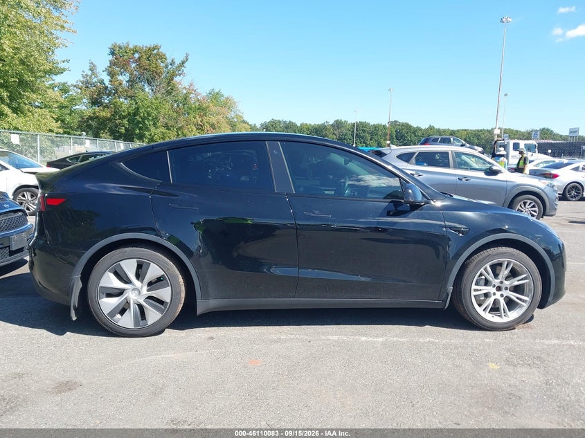 TESLA MODEL Y - zdjęcie 12