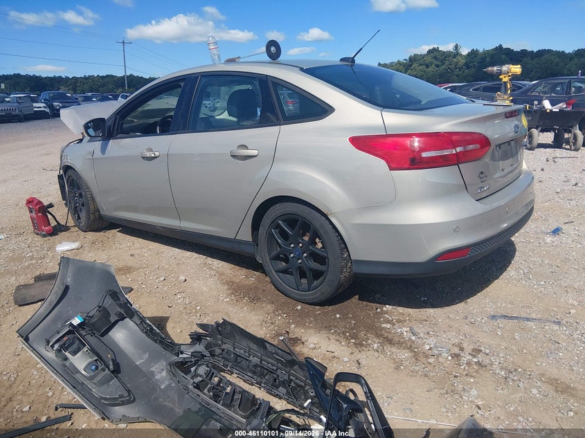 Vin: 1fadp3f2xgl201989, lot: 46609817, ford focus se 20163