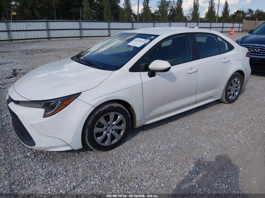 2022 Toyota Corolla, Hail, IAAI, VIN 5YFEPMAE5NP290073 — photo 2