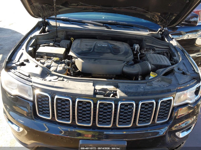 JEEP GRAND CHEROKEE - zdjęcie 10
