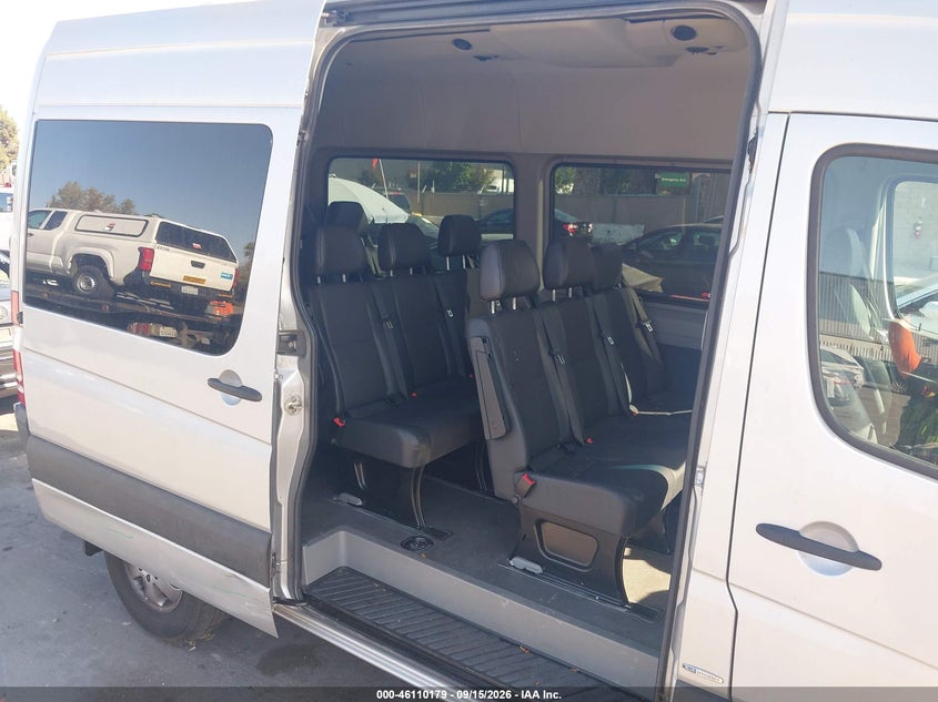 MERCEDES-BENZ SPRINTER 2500 - zdjęcie 8