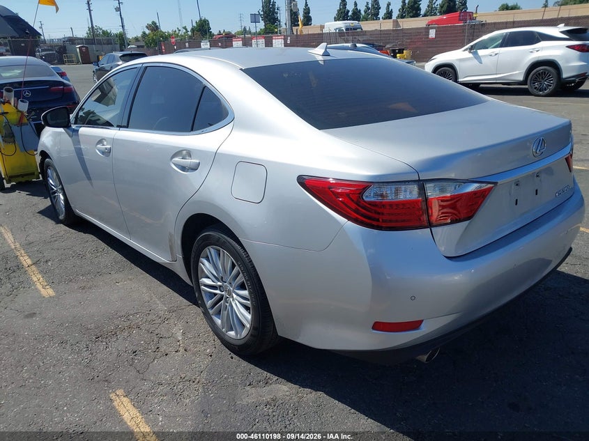 Vin: jthbk1gg1d2041936, lot: 46609915, lexus es 350 20133