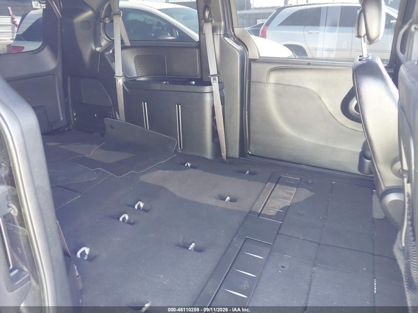 2019 DODGE GRAND CARAVAN auction photo 8