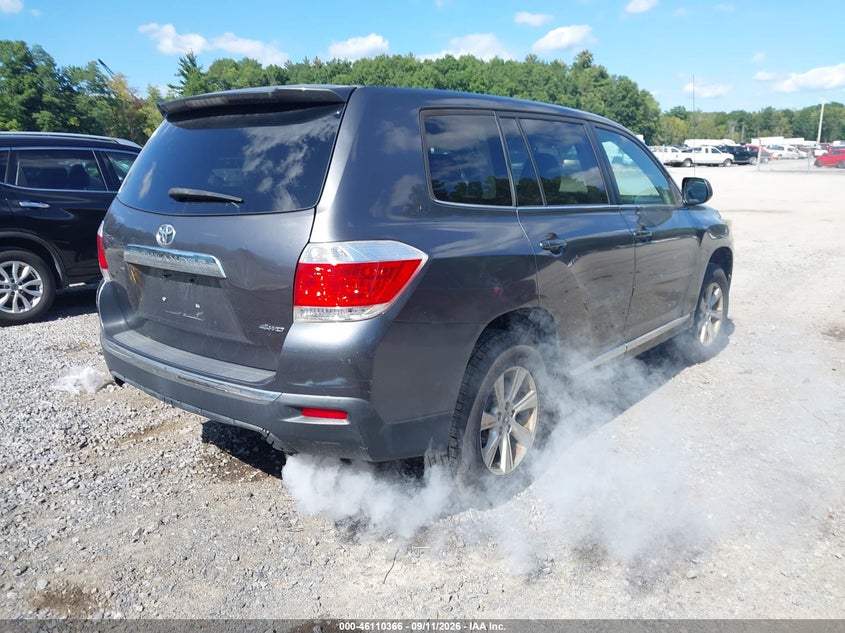 2012 TOYOTA HIGHLANDER auction photo 4