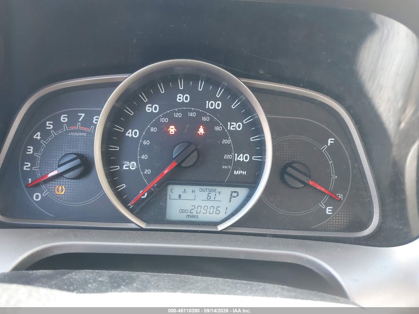 2013 TOYOTA RAV4 auction photo 7
