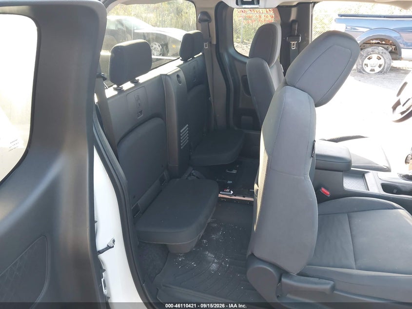 2024 NISSAN FRONTIER auction photo 8