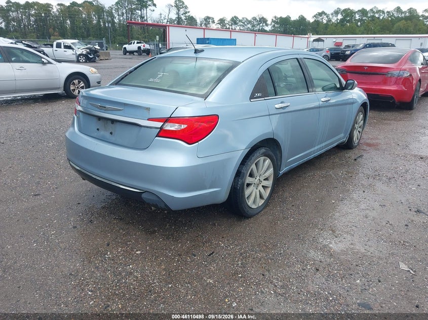 2014 CHRYSLER 200 auction photo 4
