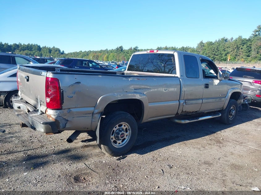 CHEVROLET SILVERADO 2500HD 2003 VIN 1GCHK29GX3E242780
