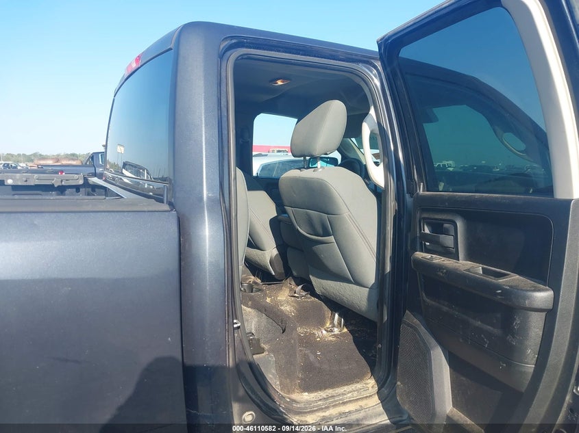 2013 RAM 1500 auction photo 8