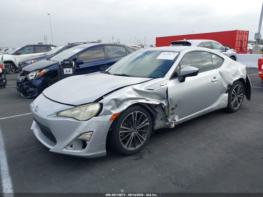 Vin: jf1znaa19d1724930, lot: 46610389, scion fr-s 20132