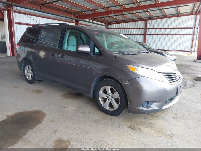 2011 Toyota Sienna LE V6