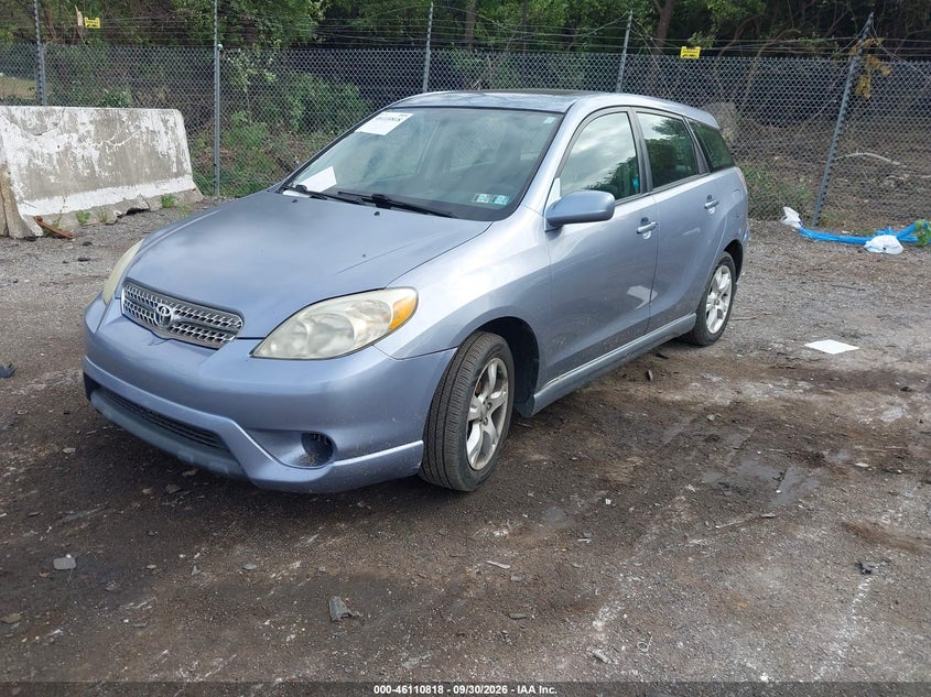2007 Toyota Matrix Xr, Right Side, IAAI, VIN 2T1KR30E47C633595 — photo 2