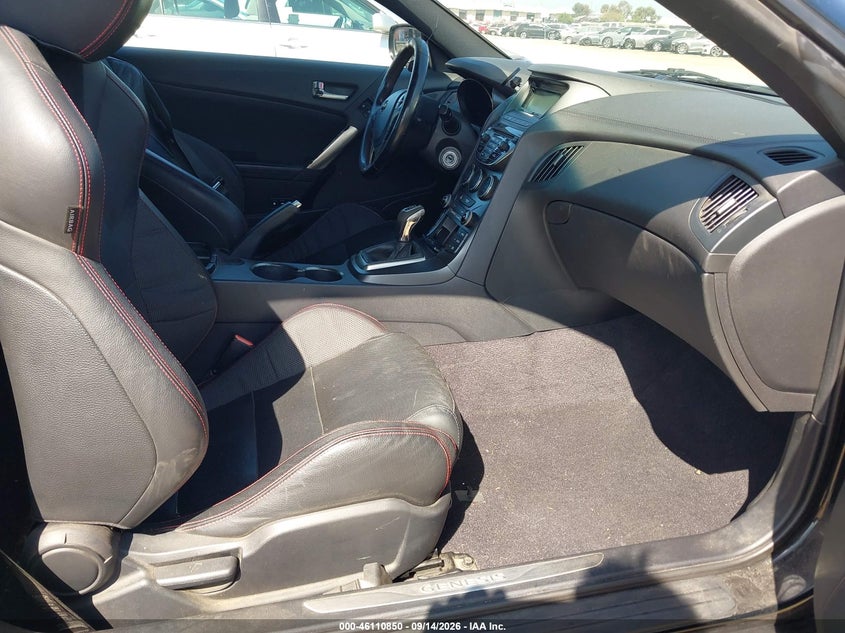 2014 HYUNDAI GENESIS auction photo 5