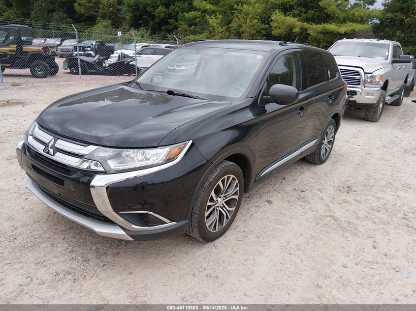 2016 MITSUBISHI OUTLANDER auction photo 2