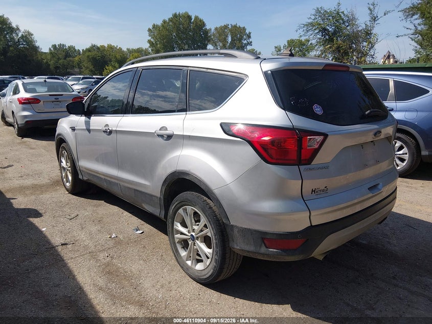 Vin: 1fmcu9hd4kub11865, lot: 46610620, ford escape sel 20193