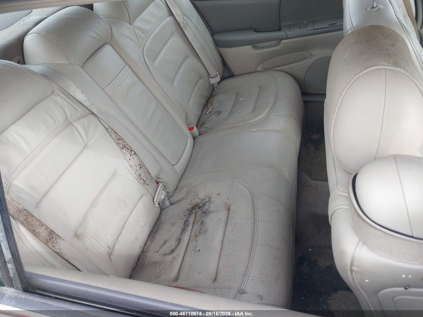 2000 CADILLAC DEVILLE auction photo 8