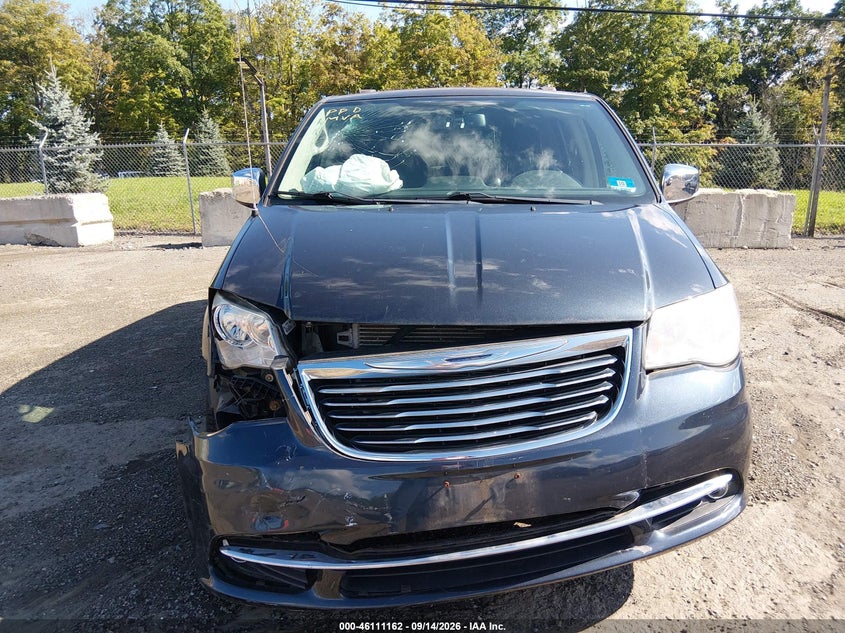 2014 CHRYSLER TOWN & COUNTRY TOURING-L 30TH ANNIVERSARY · Фото 12