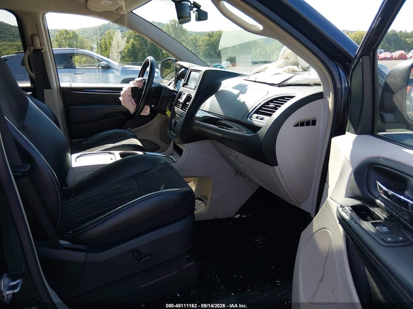 2014 CHRYSLER TOWN & COUNTRY TOURING-L 30TH ANNIVERSARY · Фото 5