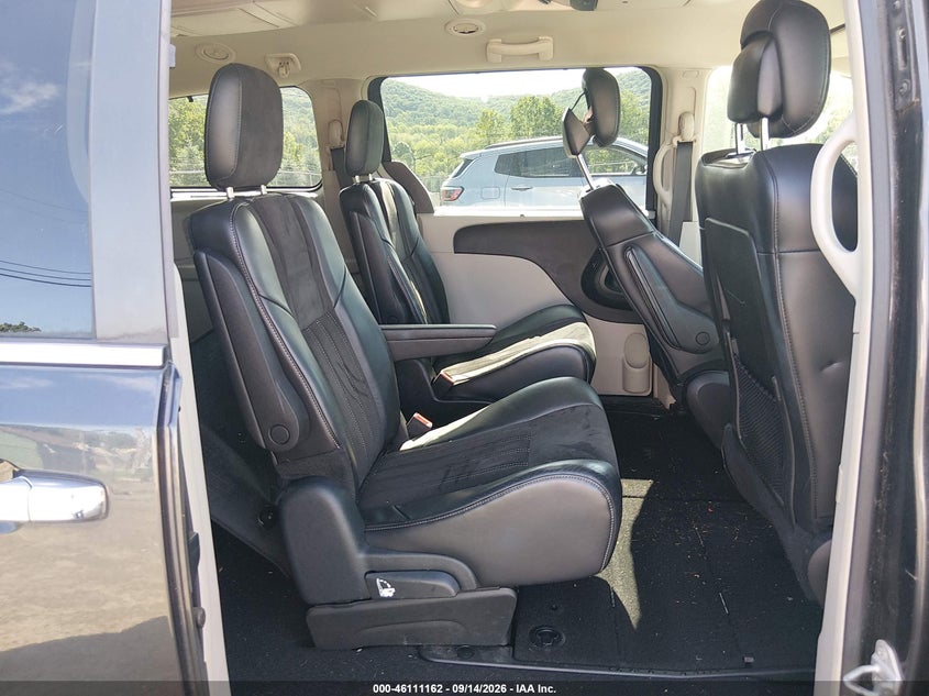2014 CHRYSLER TOWN & COUNTRY TOURING-L 30TH ANNIVERSARY · Фото 8