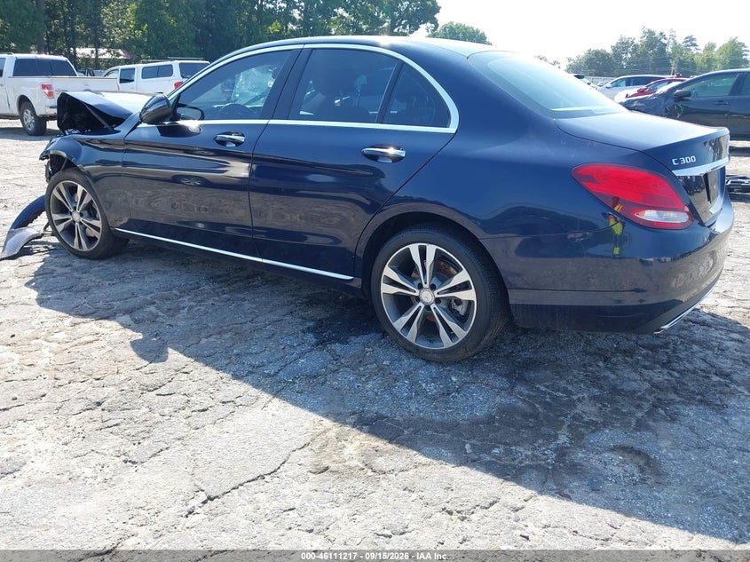 Vin: 55swf4kb8hu185098, lot: 46610933, mercedes-benz c 300 4matic/luxury 4matic 20173