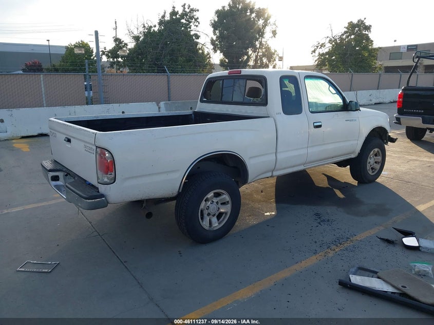 2000 TOYOTA TACOMA auction photo 4
