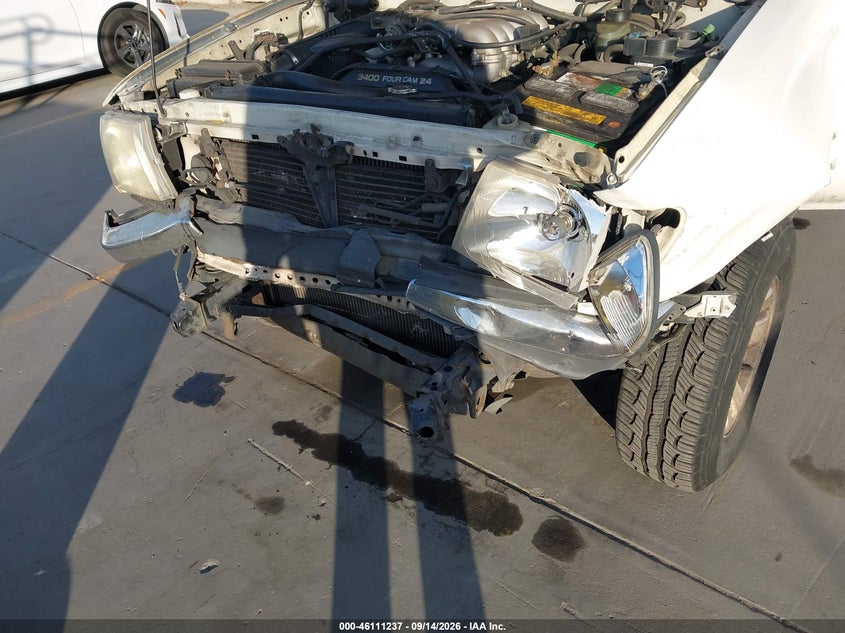 2000 TOYOTA TACOMA auction photo 6