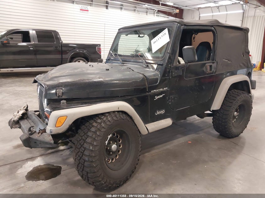 2002 Jeep Wrangler Sport, По кругу, IAAI, VIN 1J4FA49S92P716287 — фото 2