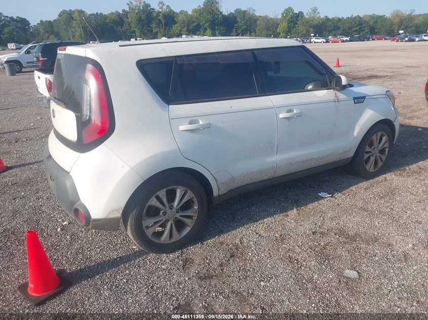 2015 KIA SOUL auction photo 4