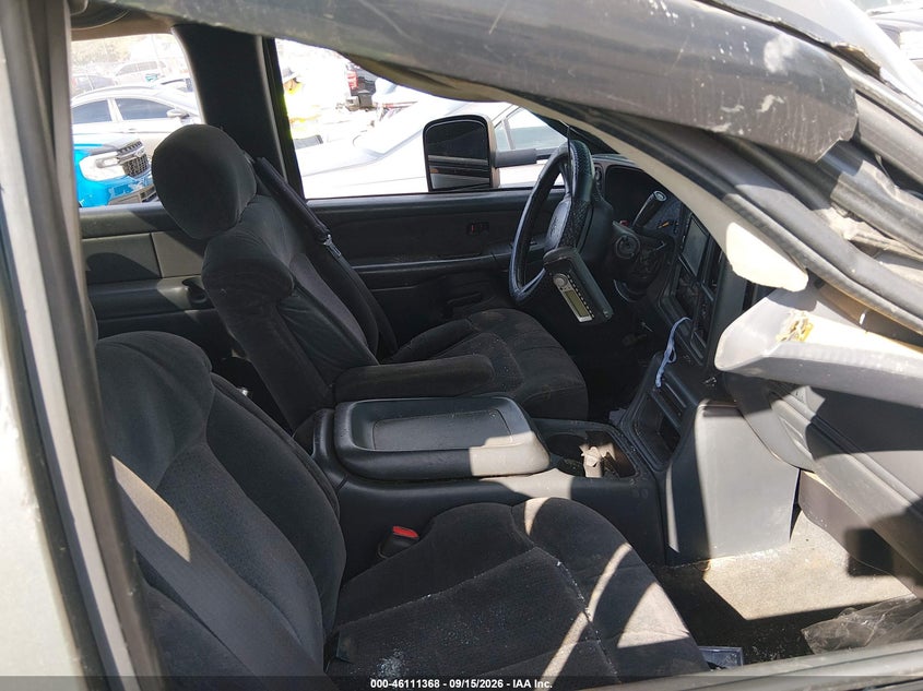 CHEVROLET SILVERADO 2500 2000 VIN 1GCGK29U4YE400507