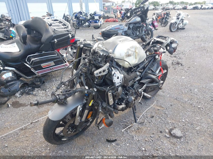YAMAHA XSR900 2016