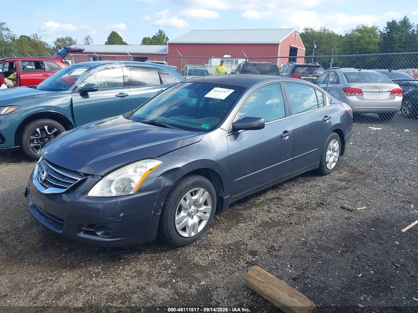 2012 Nissan Altima, Right Front, IAAI, VIN 1N4AL2AP4CC142668 — photo 2