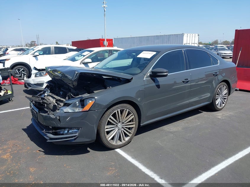 2015 Volkswagen Passat, Удар спереду, IAAI, VIN 1VWBT7A3XFC014266 — фото 2