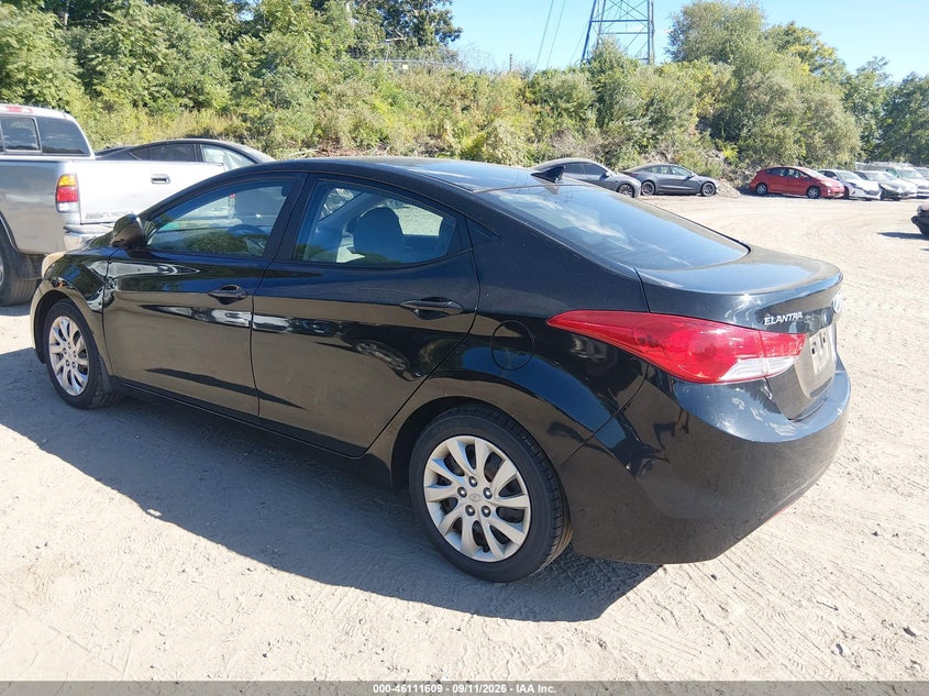 2013 HYUNDAI ELANTRA auction photo 3
