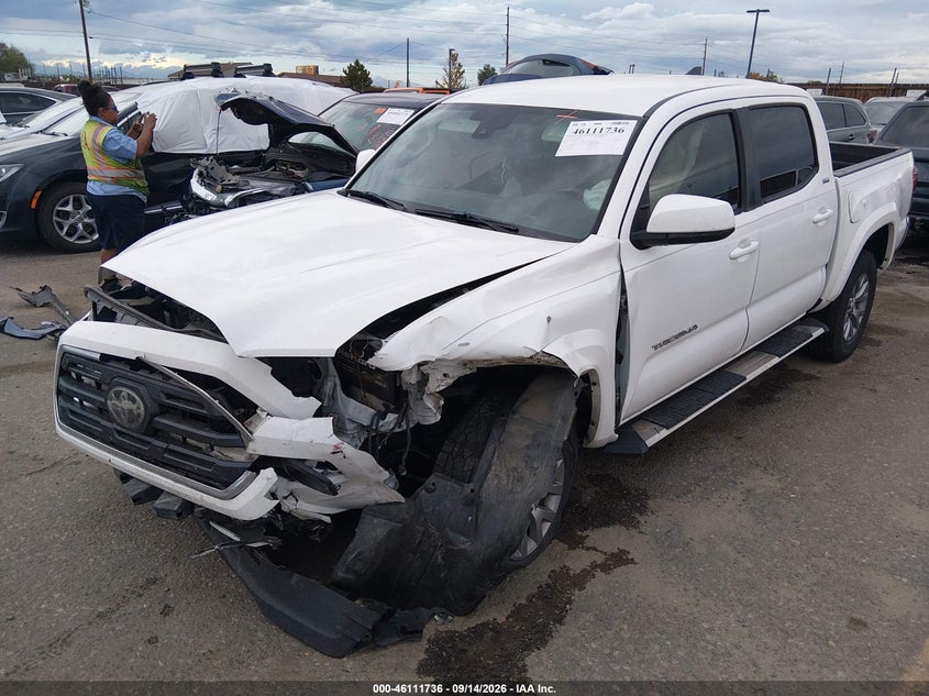 Vin: 5tfcz5anxjx147946, lot: 46611452, toyota tacoma sr5 v6 20182