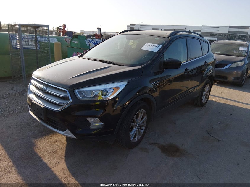 Vin: 1fmcu0hd2jua54575, lot: 46611498, ford escape sel 20182