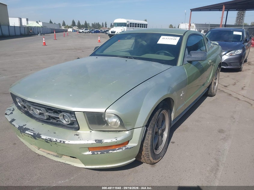 2006 FORD MUSTANG auction photo 2