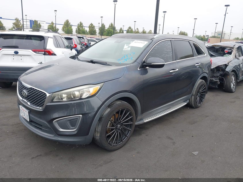 2016 Kia Sorento, Невідомо, IAAI, VIN 5XYPG4A31GG121120 — фото 2