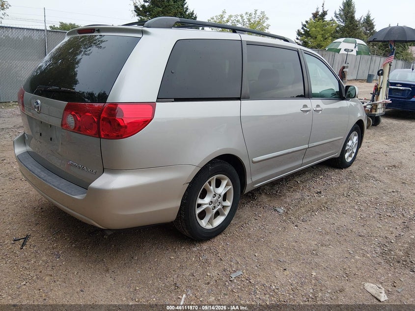 2006 TOYOTA SIENNA auction photo 4