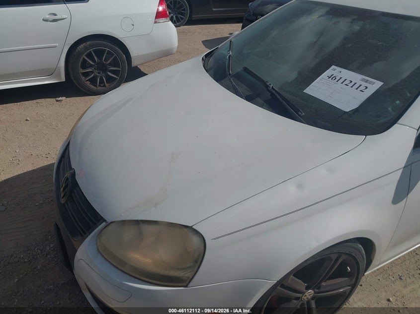 2009 VOLKSWAGEN JETTA auction photo 6