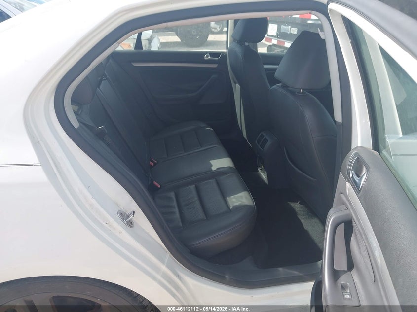 2009 VOLKSWAGEN JETTA auction photo 8