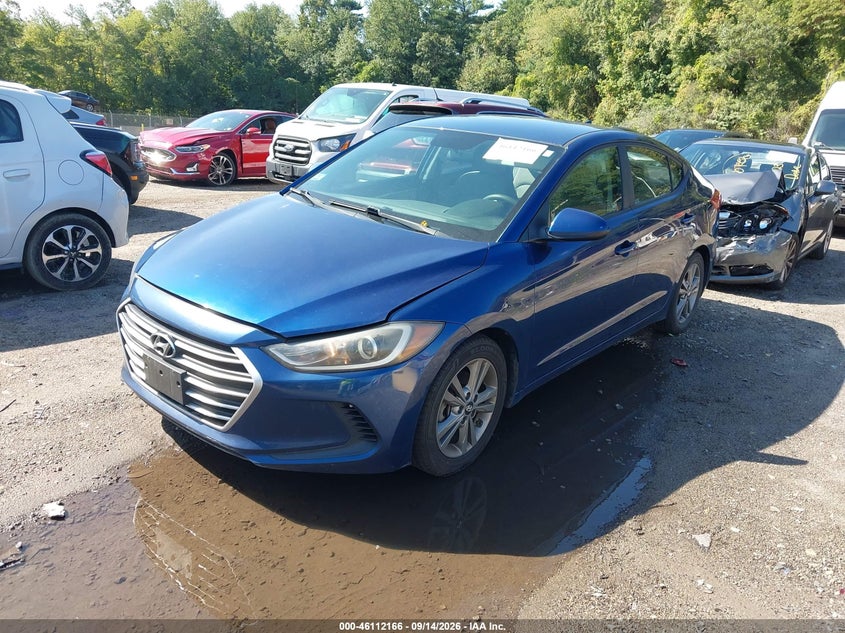 2017 HYUNDAI ELANTRA auction photo 2