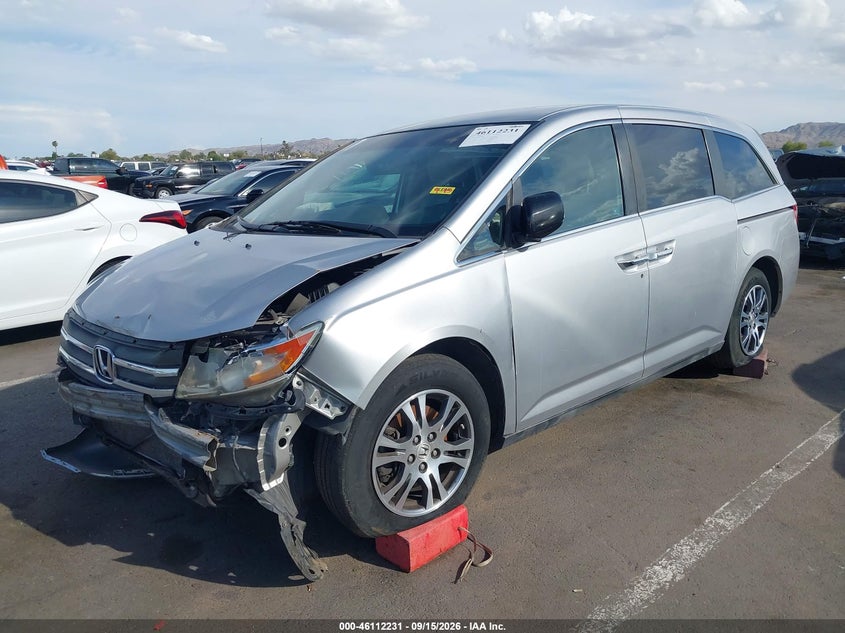 2012 Honda Odyssey, Front End, IAAI, VIN 5FNRL5H48CB077868 — photo 2