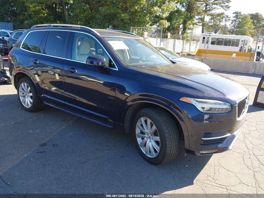 2016 VOLVO XC90 T6 MOMENTUM
